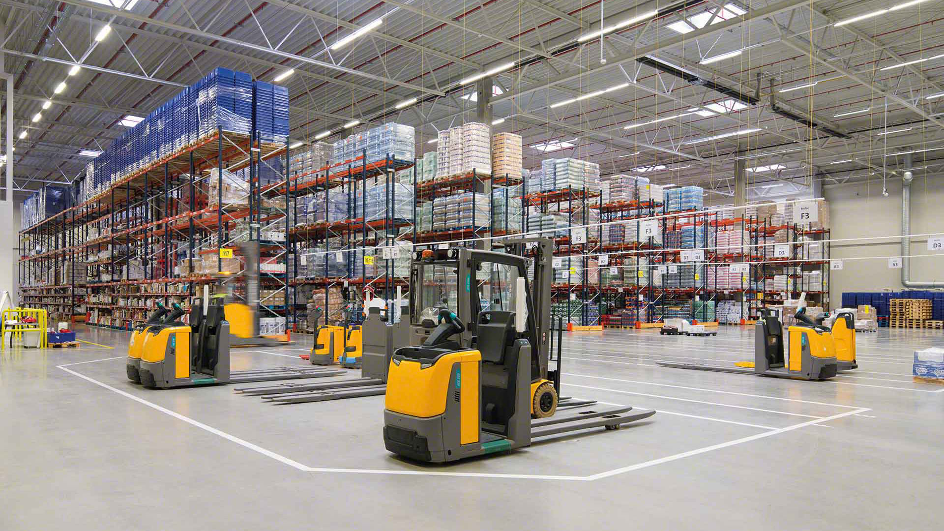 What Should You Look for When Choosing a Material Handling Provider?