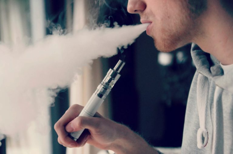 The Thrilling World of Vaping and Competitive Cloud Chasing